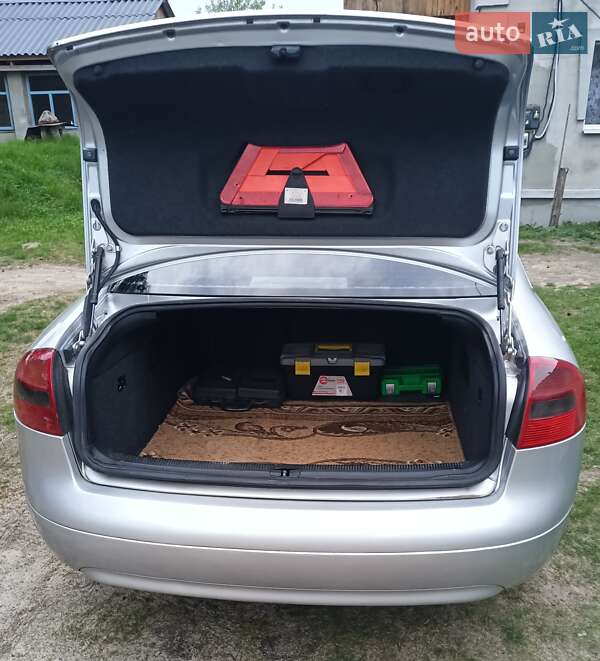 Седан Audi A6 1999 в Шацке