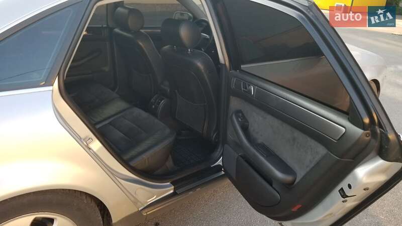 Седан Audi A6 2002 в Шепетовке