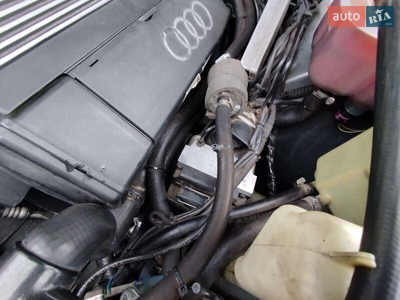Седан Audi A6 1997 в Киеве