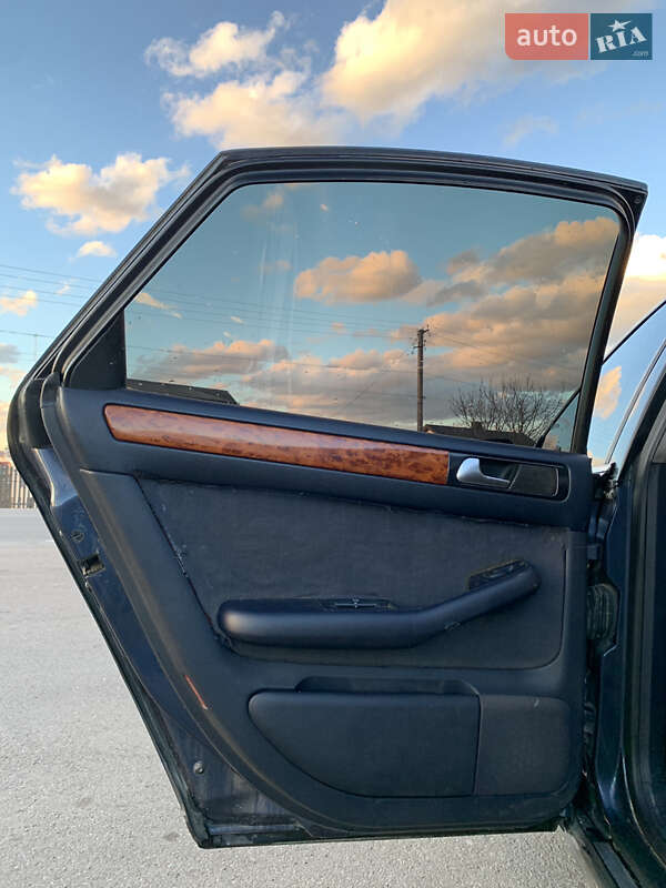 Седан Audi A6 2003 в Калуше