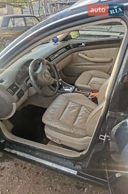 Универсал Audi A6 2003 в 