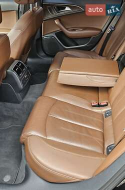 Седан Audi A6 2015 в 