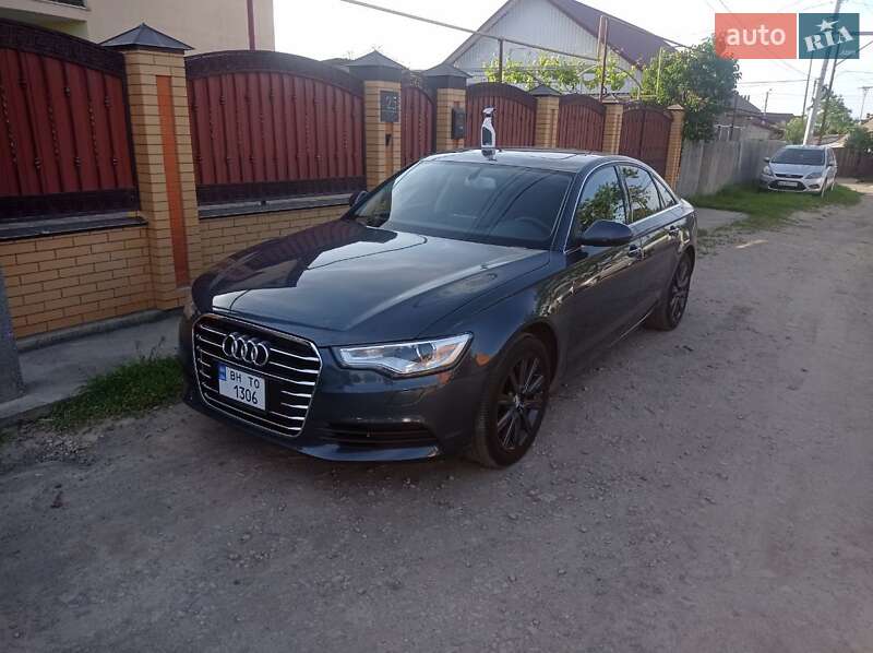 Седан Audi A6 2013 в 