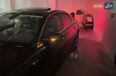 Седан Audi A6 2015 в Киеве