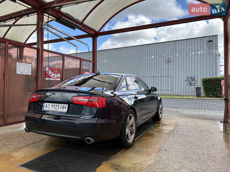 Седан Audi A6 2013 в Тячеве