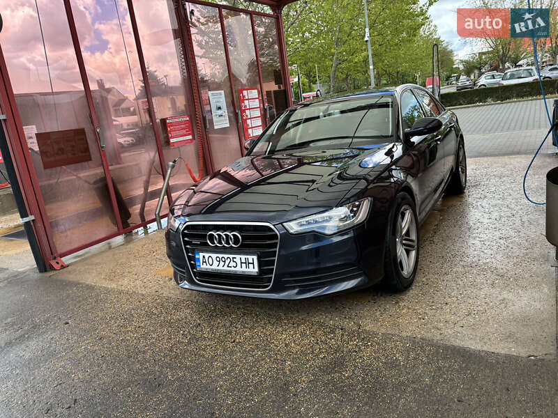 Седан Audi A6 2013 в Тячеве