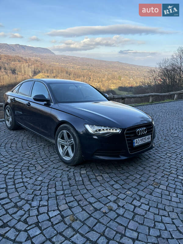 Седан Audi A6 2013 в Тячеве