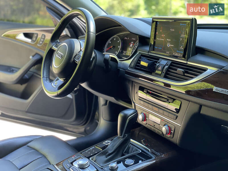 Седан Audi A6 2015 в Киеве