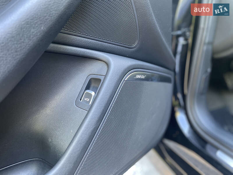 Седан Audi A6 2015 в Киеве