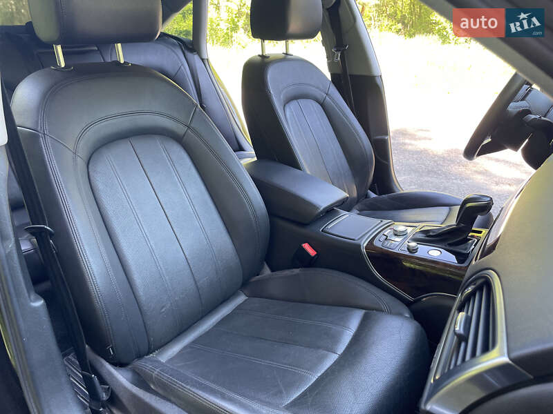 Седан Audi A6 2015 в Киеве