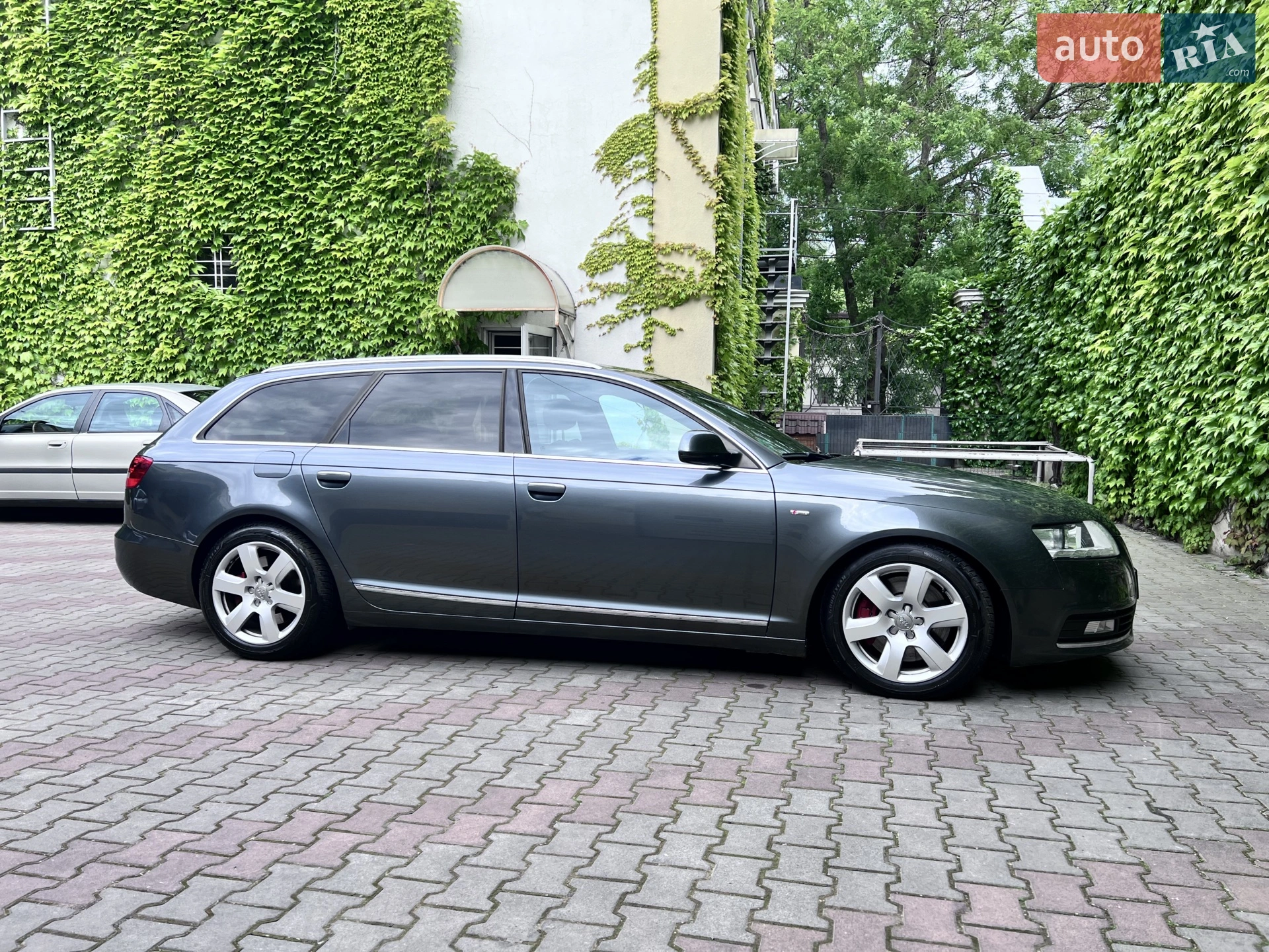 Audi A6 2011 VIN WAUZZZ4F5BN074744 фото оголошення 2 з 15