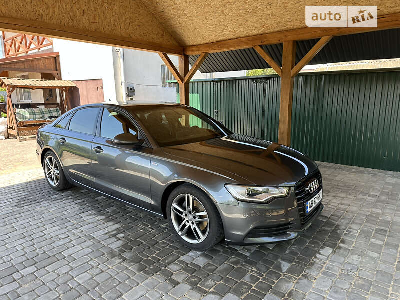 Седан Audi A6 2012 в Хмельнике