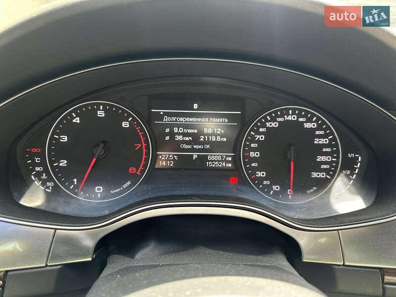 Седан Audi A6 2012 в Староконстантинове