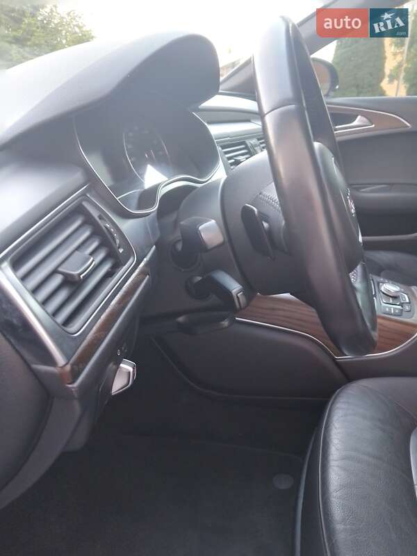 Седан Audi A6 2014 в Умані