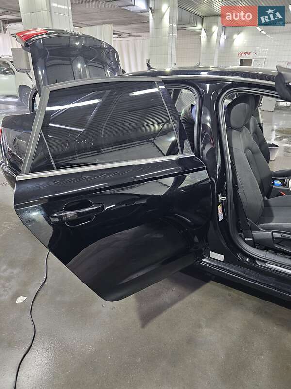 Седан Audi A6 2012 в Сумах