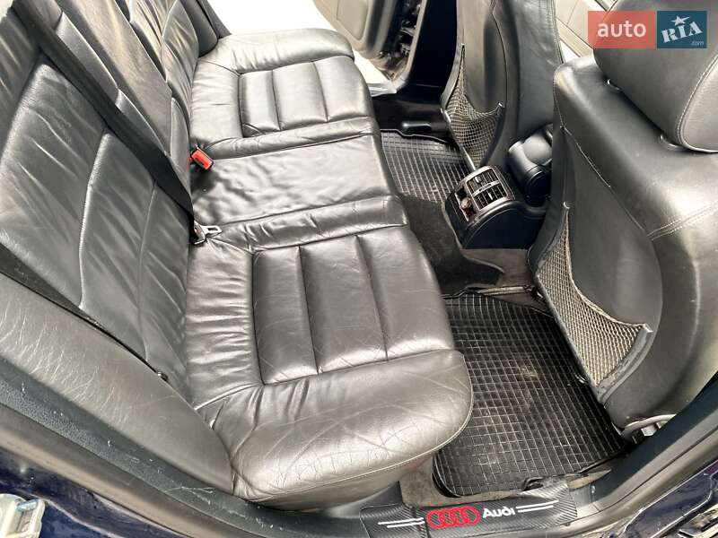 Седан Audi A6 2000 в Маньківці