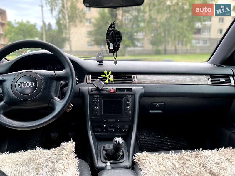 Седан Audi A6 2000 в Маньківці