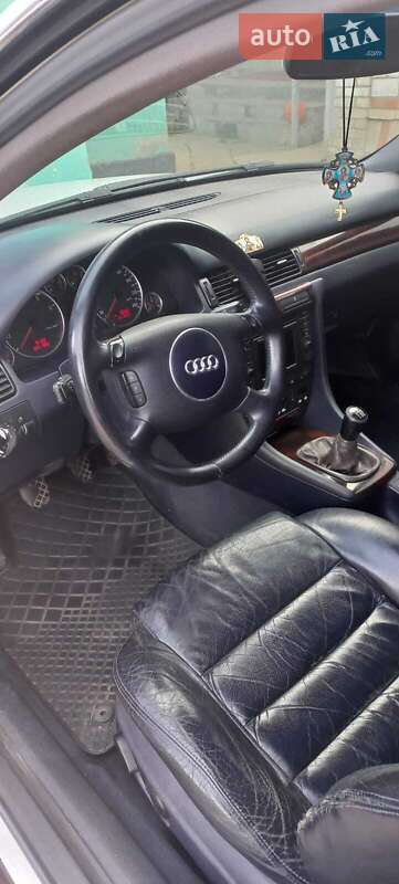 Седан Audi A6 2002 в Гайвороне