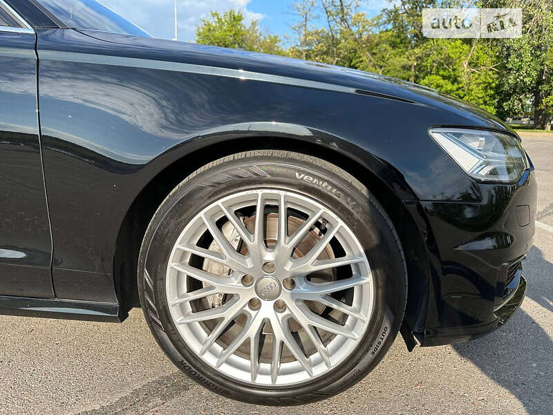 Седан Audi A6 2015 в Киеве