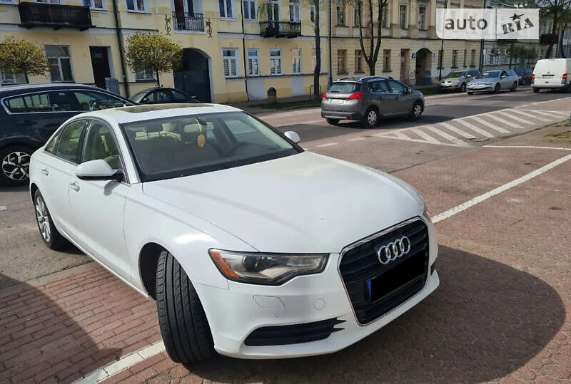 Седан Audi A6 2014 в Львове