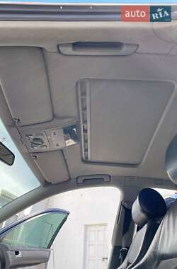 Седан Audi A6 2001 в 