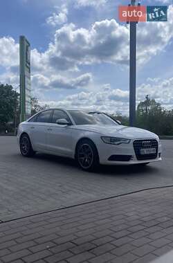 Седан Audi A6 2011 в Первомайске