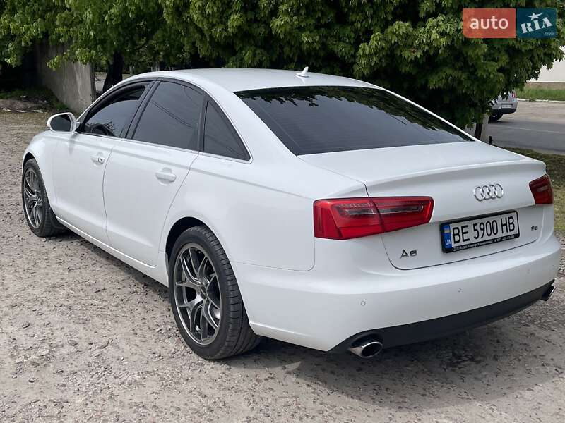 Седан Audi A6 2011 в Первомайске