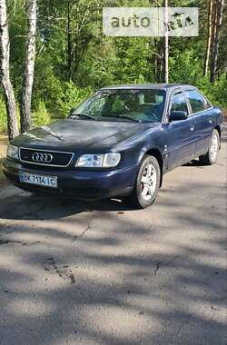 Седан Audi A6 1996 в Владимирце