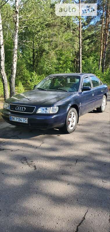Седан Audi A6 1996 в Владимирце