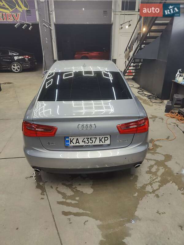 Седан Audi A6 2014 в Киеве