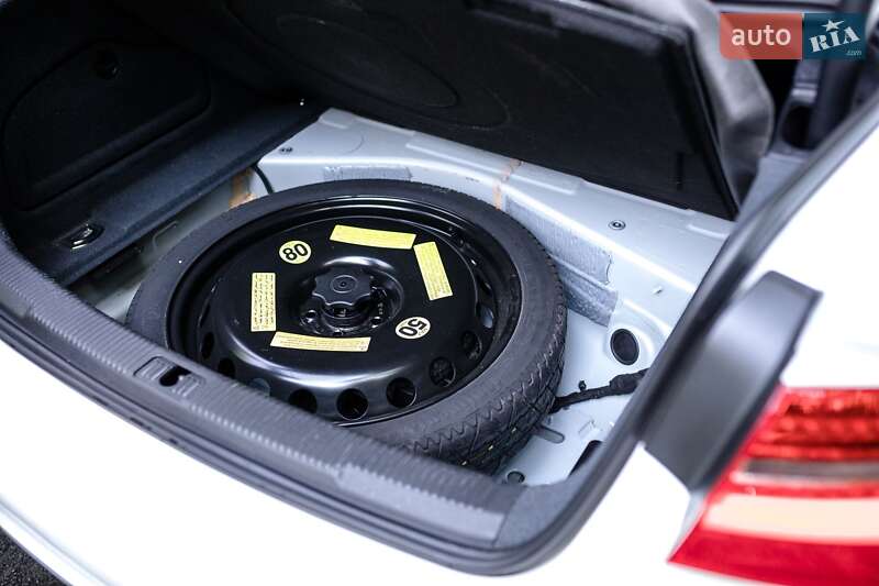 Седан Audi A6 2011 в Луцьку