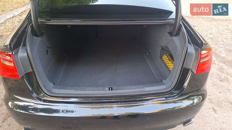 Седан Audi A6 2012 в Кропивницком