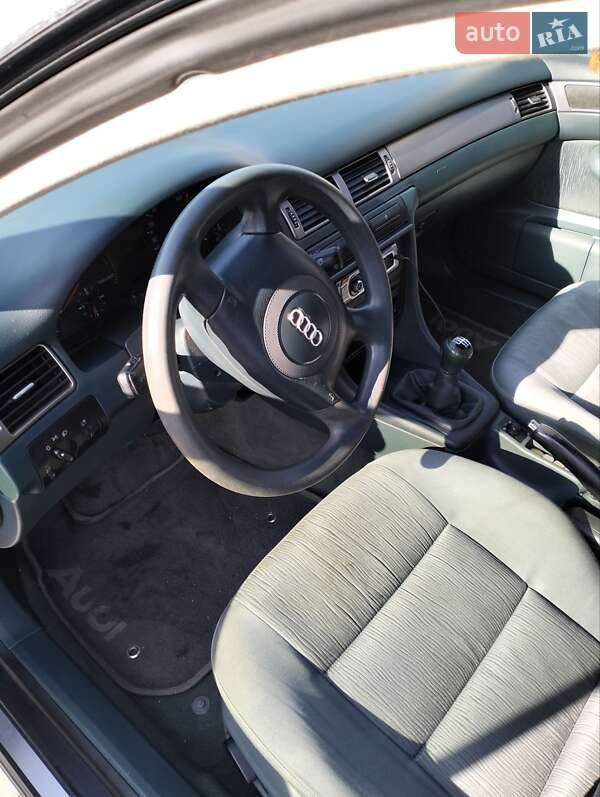 Седан Audi A6 1999 в Черновцах