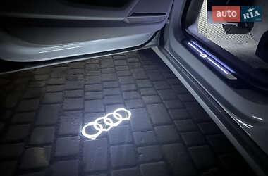 Седан Audi A6 2019 в 