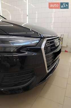 Седан Audi A6 2018 в 
