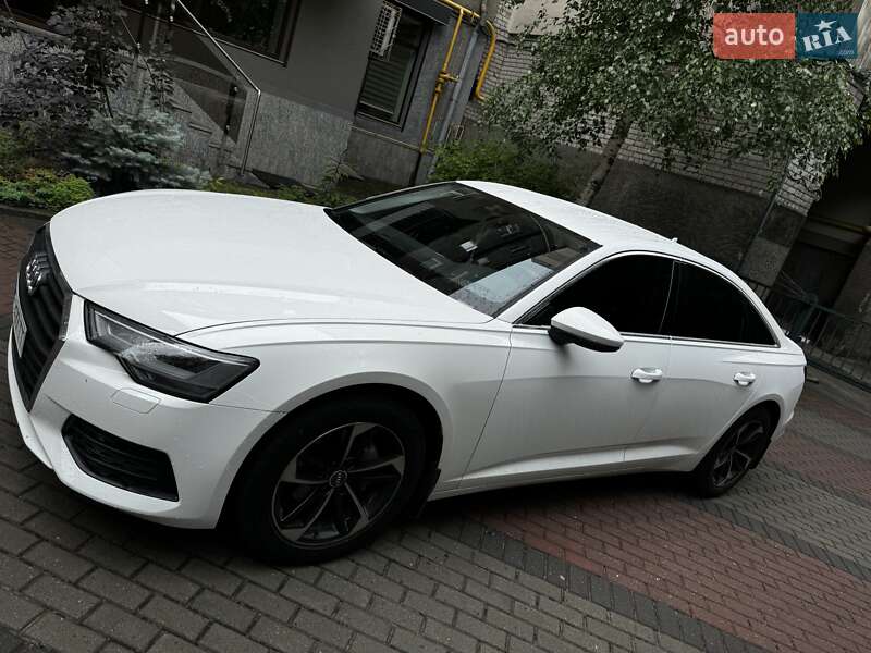 Седан Audi A6 2021 в Дніпрі