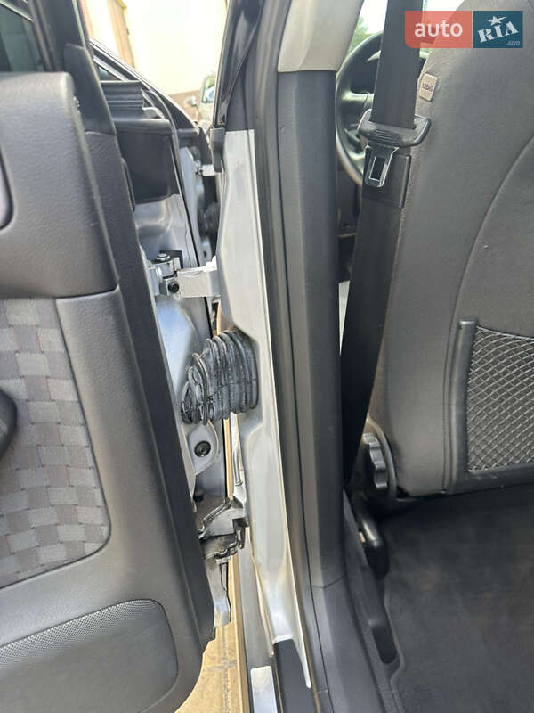 Седан Audi A6 2003 в Луцке фото 14 Седан Audi A6 2003 в Луцке