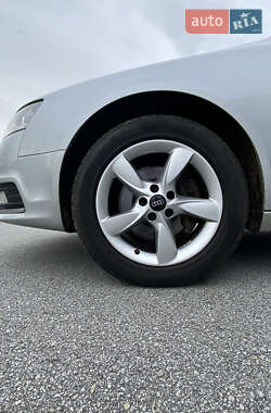 Седан Audi A6 2009 в 