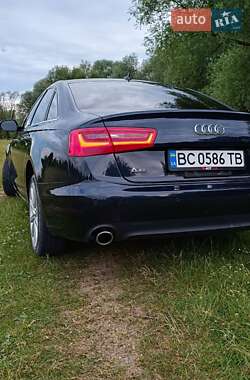 Седан Audi A6 2012 в 