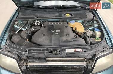 Універсал Audi A6 1998 в Шацьку