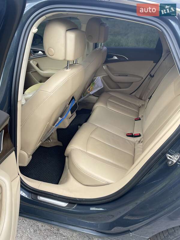 Седан Audi A6 2013 в Новомосковске