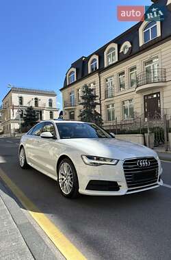 Седан Audi A6 2016 в 