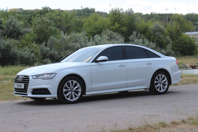 Седан Audi A6 2017 в Днепре
