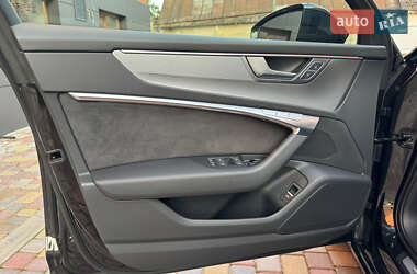 Седан Audi A6 2018 в 