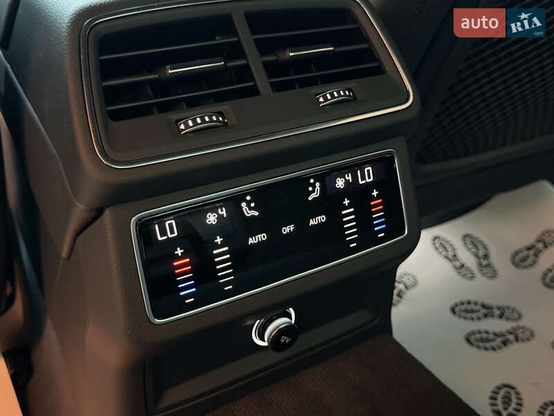 Седан Audi A6 2018 в Киеве