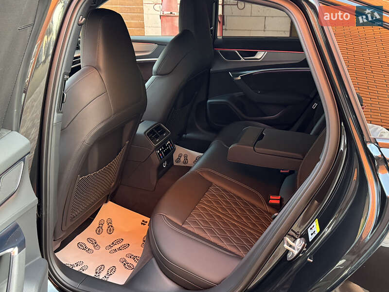 Седан Audi A6 2018 в Киеве