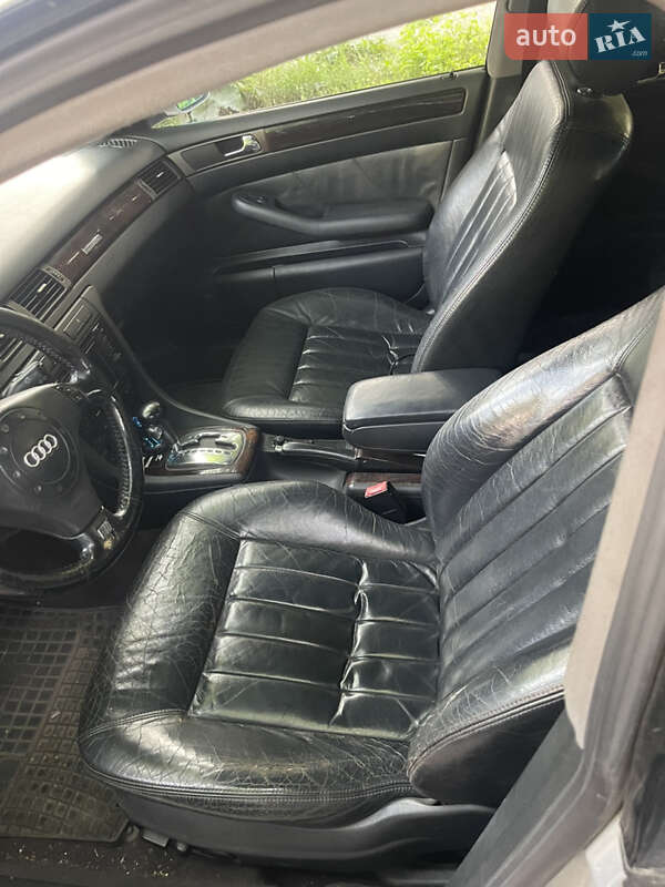 Универсал Audi A6 2001 в Ровно