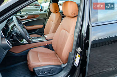 Седан Audi A6 2021 в 