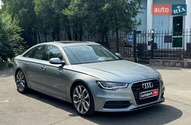 Седан Audi A6 2012 в 