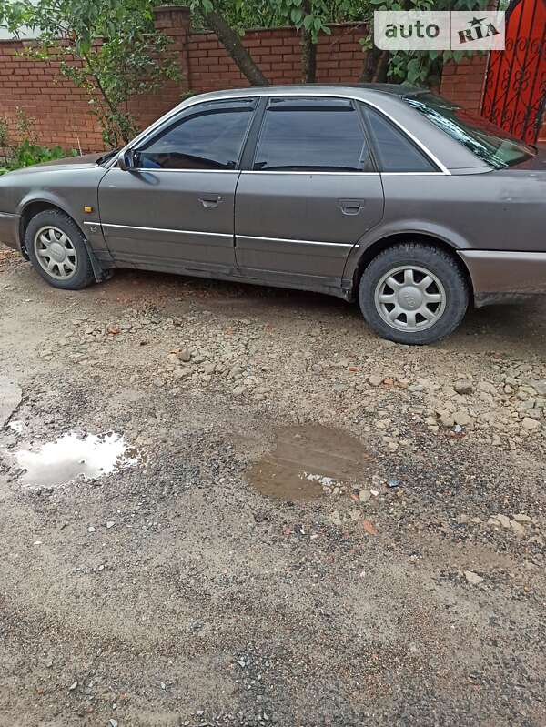 Седан Audi A6 1996 в Хмельницком